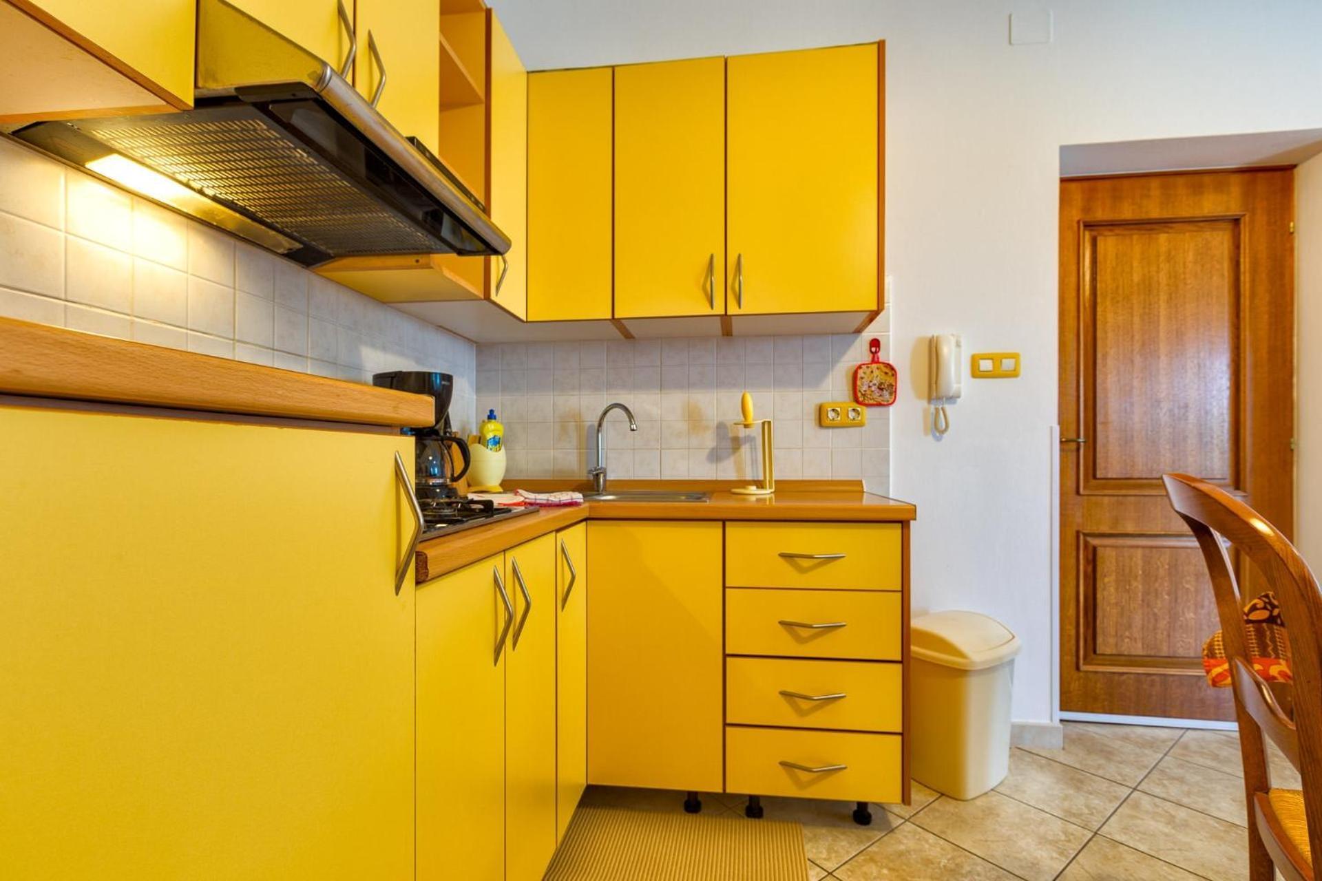 Apartments with a parking space Mali Losinj  Ruang foto