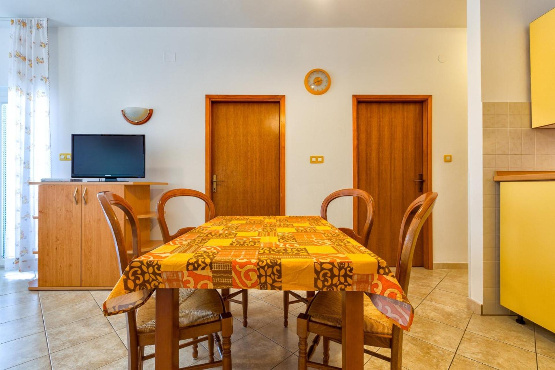 Apartments with a parking space Mali Losinj  Ruang foto