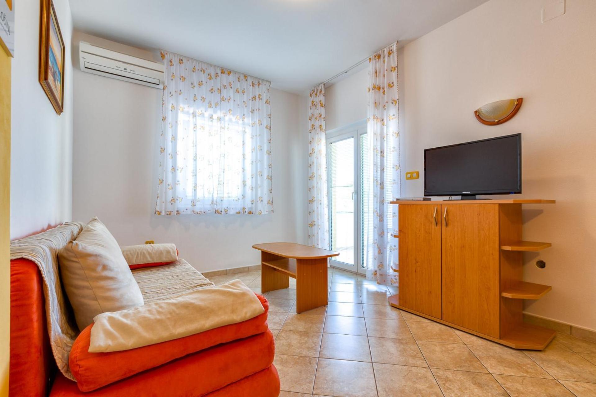 Apartments with a parking space Mali Losinj  Bagian luar foto