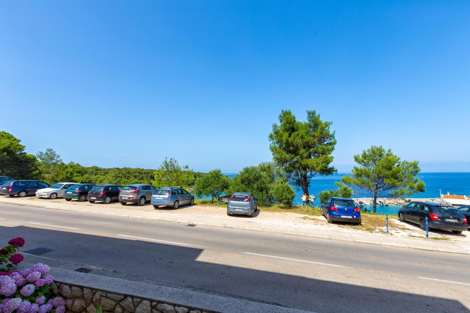 Apartments with a parking space Mali Losinj  Bagian luar foto